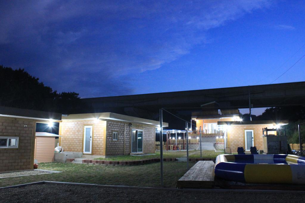 Tobang Red Clay Pension Pchohang Exteriér fotografie